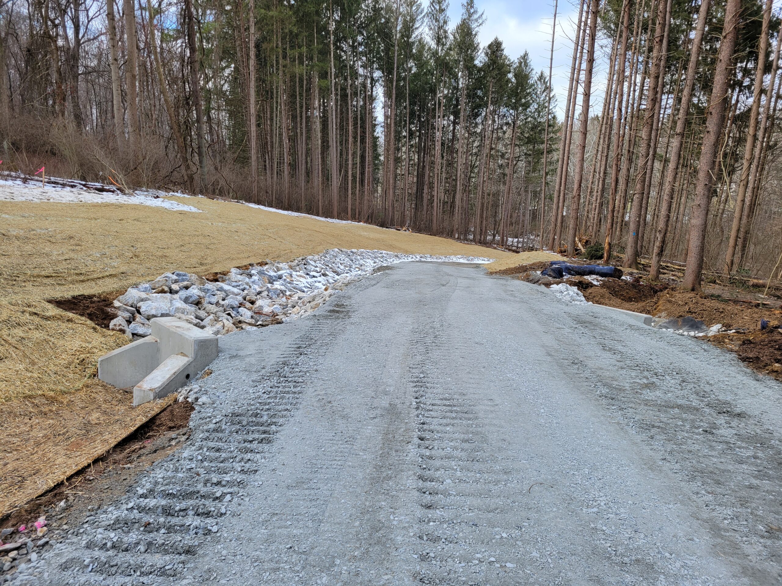Our contractor completed the temporary access road work on January 14, 2022. The site is now in hibernation for the rest of the Winter until early Spring, when demolition work on the bridge will commence.