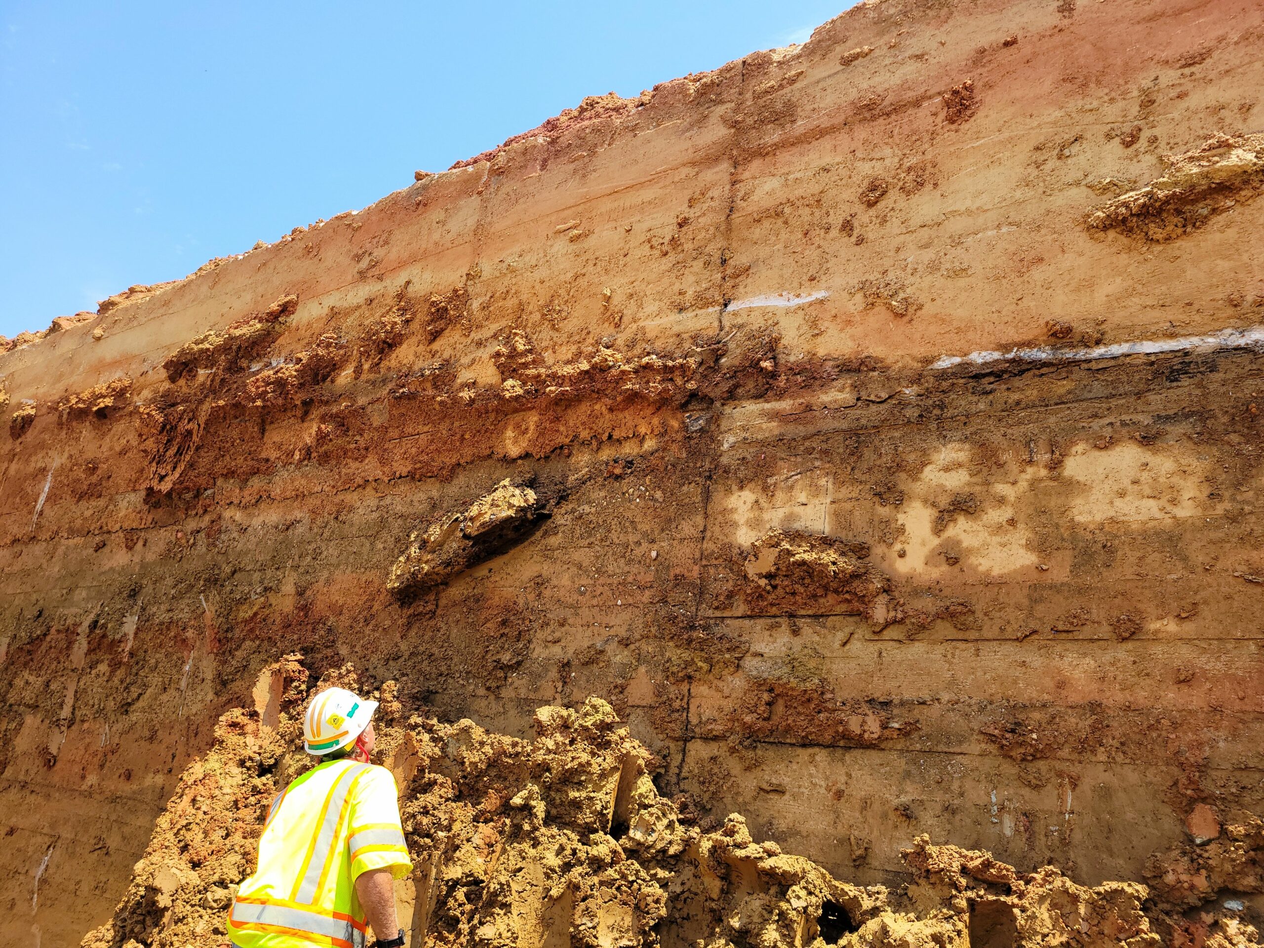 For the first time since it was built 110 years ago, the center of the dam’s core wall is being exposed and is in remarkably good condition. This structure will be tied into the new dam armoring system.