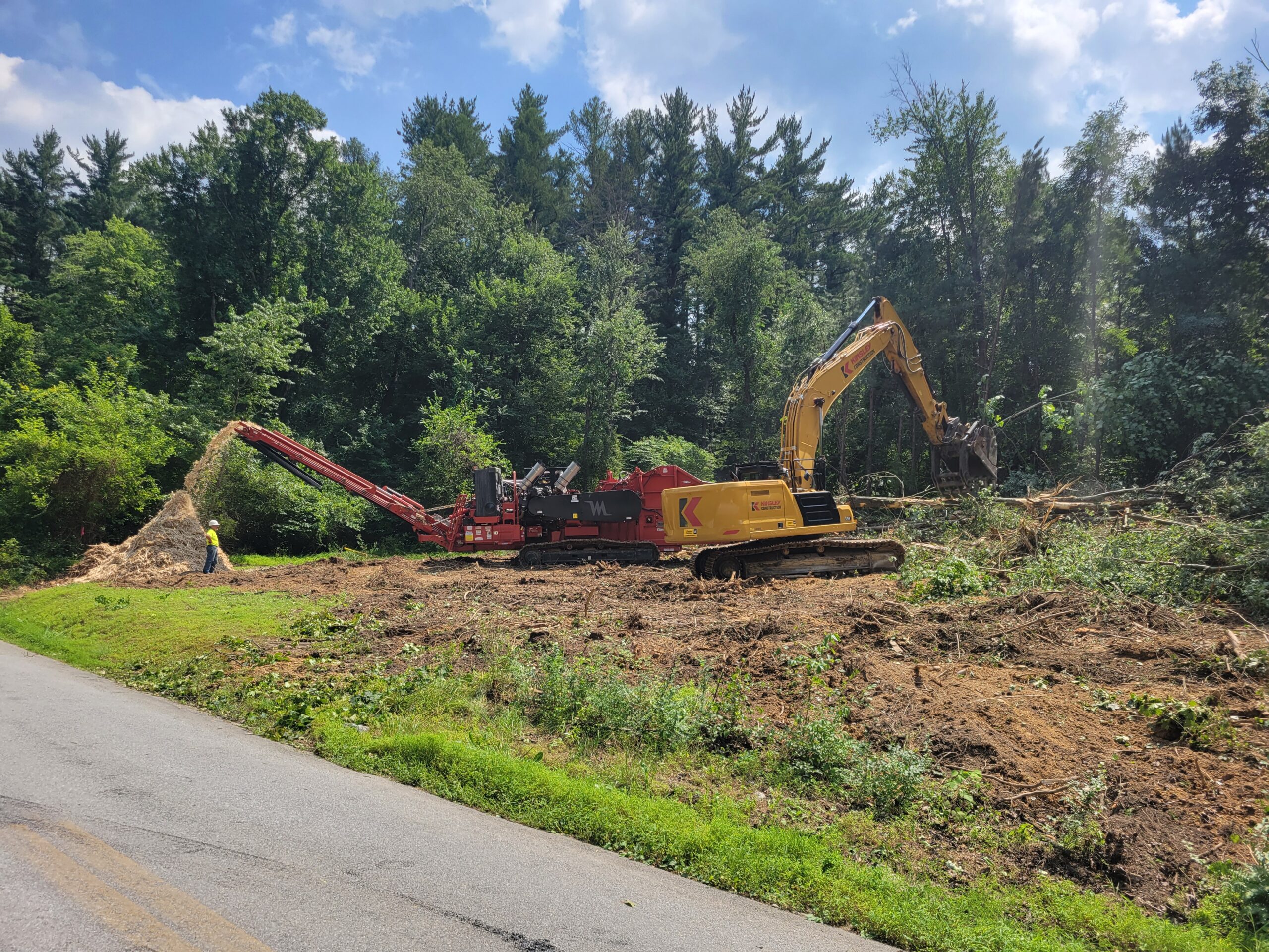 Heavy construction equipment at the Lake Williams Dam.