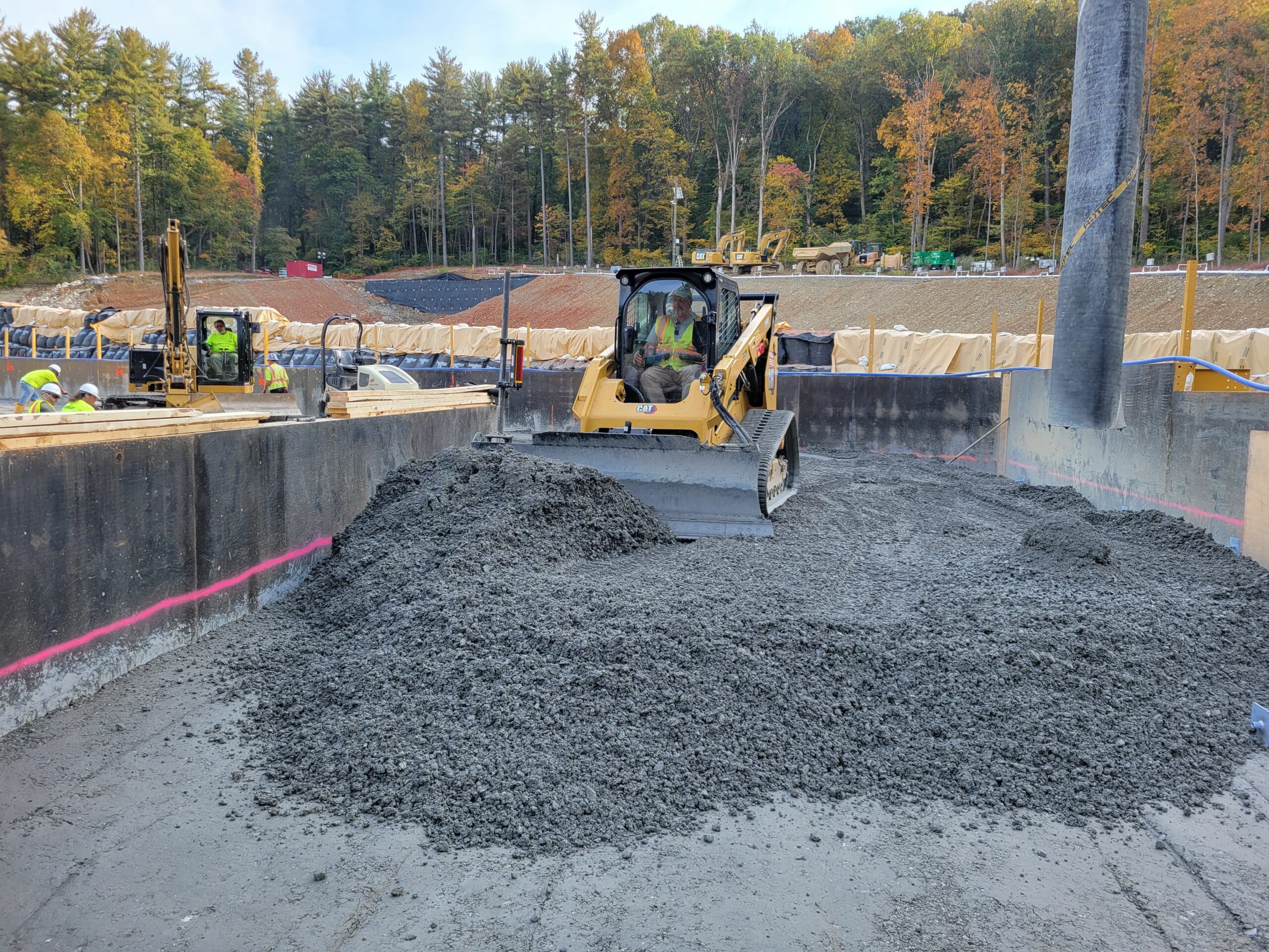 Concreting at the Lake Williams Dam.