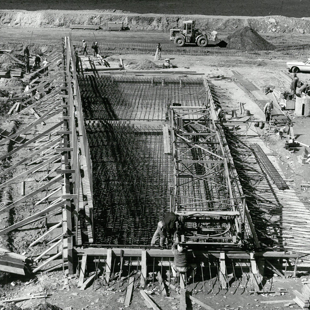 Image of the Construction of Lake Redman in 1967.